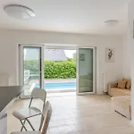 Villa Golden Bridge Deluxe - 4br, Terrace, Bar, Privat Pool, Grill *