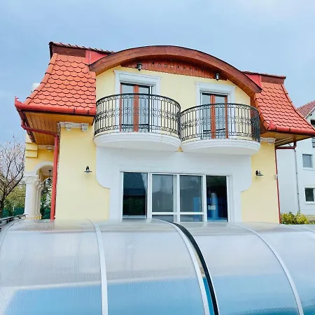Golden Bridge Deluxe - 4br, Terrace, Bar, Privat Pool, Grill, Pet Friendly