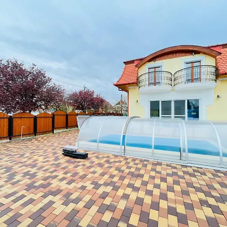 Golden Bridge Deluxe - 4br, Terrace, Bar, Privat Pool, Grill, Pet Friendly Villa *