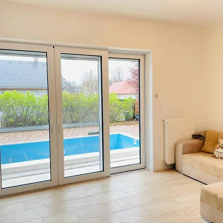 Golden Bridge Deluxe - 4br, Terrace, Bar, Privat Pool, Grill, Pet Friendly Villa *