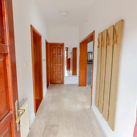 Golden Bridge Deluxe - 4br, Terrace, Bar, Privat Pool, Grill, Pet Friendly *